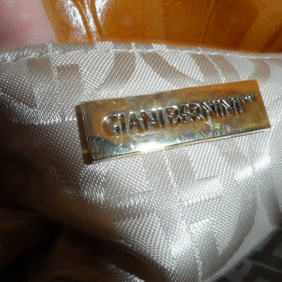 Giani Bernini Brown Crocodile Dome Satchel with Black Straps - Picture 10 of 12